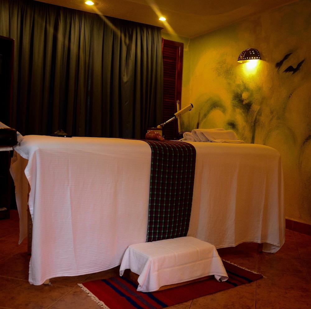 Amboseli Serena Safari Lodge Exterior foto
