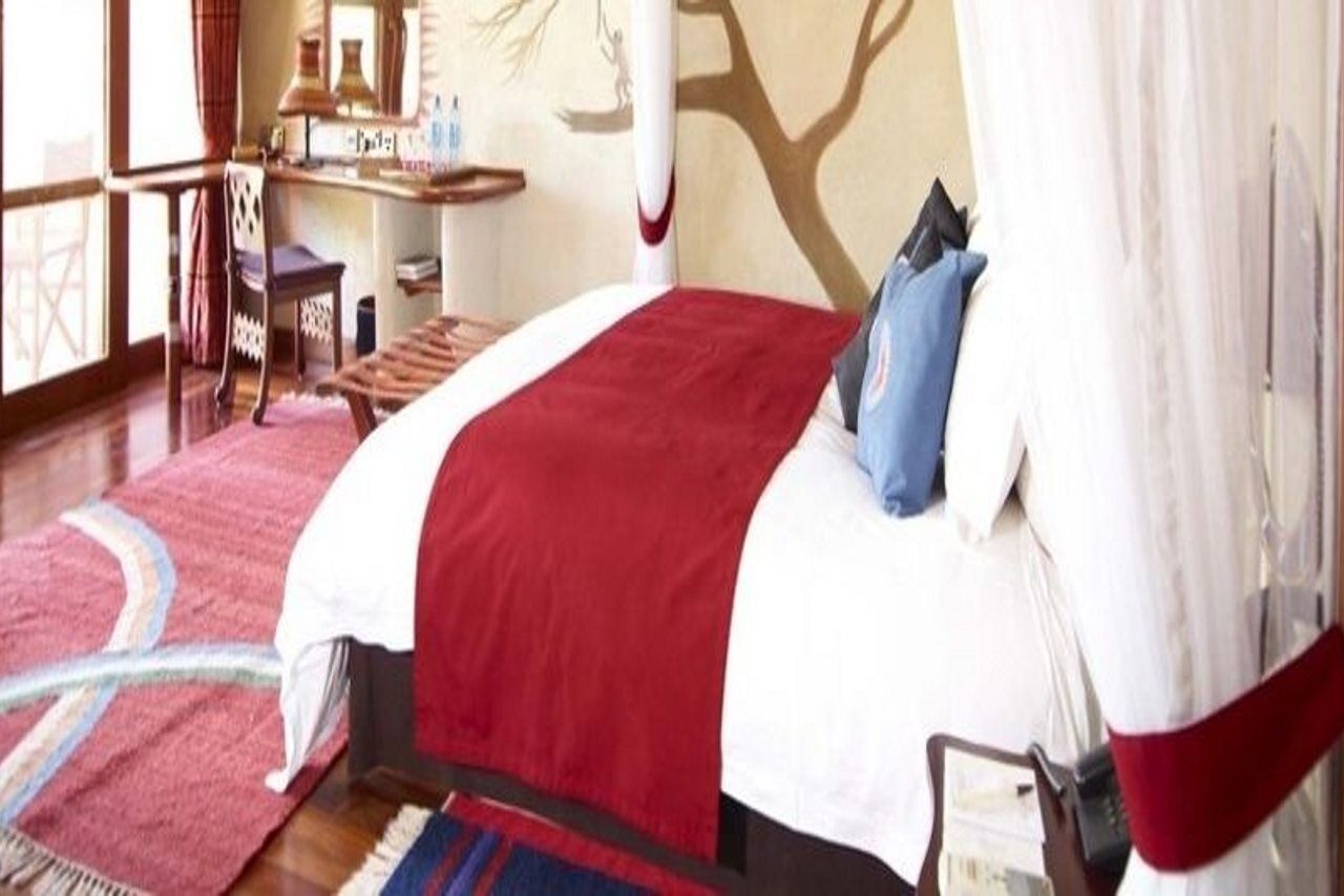 Amboseli Serena Safari Lodge Exterior foto
